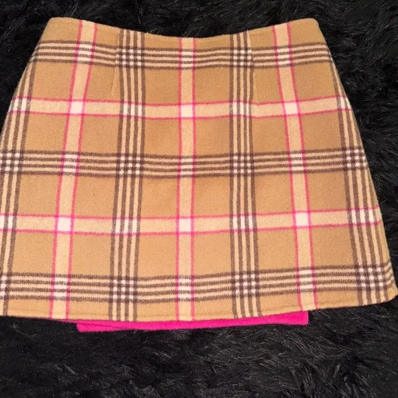 Lilly Pulitzer Reversible Plaid and Pink Mini Wool Skirt - Picture 2 of 7